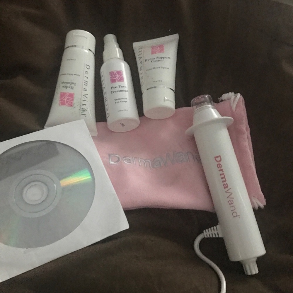 Derma wand with product